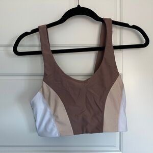 Elegant Colorblock Sports Bra
